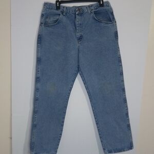 Wrangler Men's Relaxed Fit Light Blue Jeans